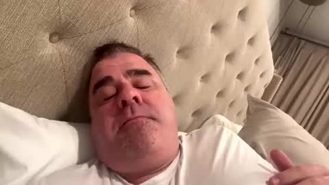 Snapshot of sprtsnut33 chatting on September 24, 2025, 7:44 am sprtsnut33 online show from September 24, 2025, 7:44 am