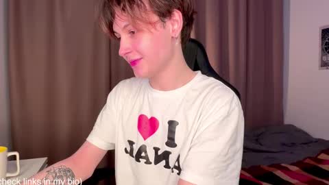 Snapshot of spyashkin chatting on January 22, 2025, 1:32 pm your baby online show from January 22, 2025, 1:32 pm