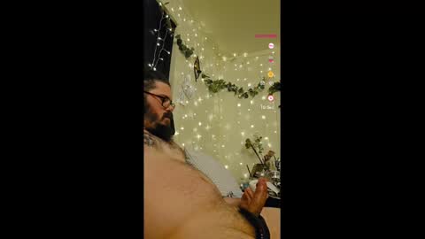 Snapshot of squ1rtl3cb chatting on March 8, 2025, 10:43 am squ1rtl3cb online show from March 8, 2025, 10:43 am