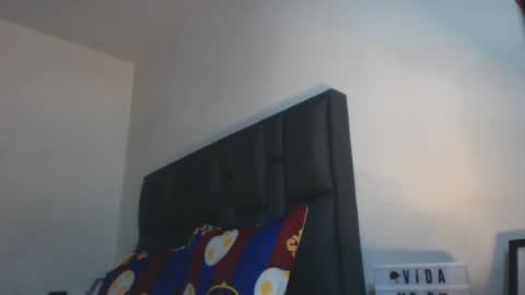 Carolainss online show from December 14, 2024, 3:18 am