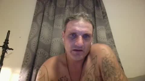 Squirtn4mee online show from October 15, 2025, 2:33 am
