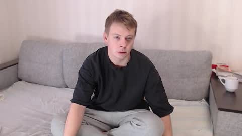 Snapshot of st_rudy chatting on September 20, 2025, 12:06 pm Joe Peach online show from September 20, 2025, 12:06 pm