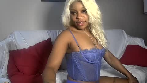 Snapshot of stacy_sworld chatting on October 26, 2025, 2:06 am Stacy online show from October 26, 2025, 2:06 am