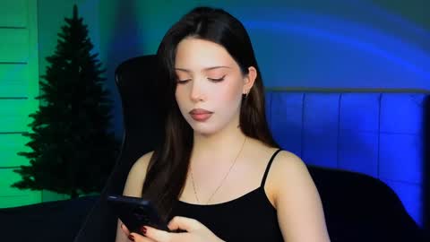Snapshot of stacygonzales_ chatting on December 18, 2024, 9:58 am Bye bye dear See you on December 3st  online show from December 18, 2024, 9:58 am