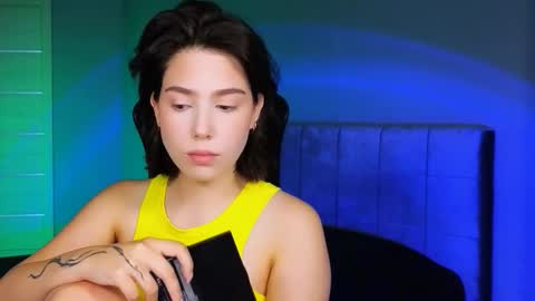 Snapshot of stacygonzales_ chatting on September 10, 2025, 6:02 am Bye bye dear See you on December 3st  online show from September 10, 2025, 6:02 am