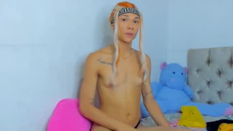 Snapshot of stassiebell chatting on February 5, 2025, 5:52 am stassiebell online show from February 5, 2025, 5:52 am