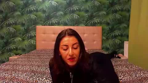 Snapshot of stella_john chatting on December 28, 2024, 8:26 am Stella John online show from December 28, 2024, 8:26 am