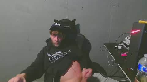 Snapshot of stonedpanda77 chatting on January 16, 2025, 4:17 am stonedpanda77 online show from January 16, 2025, 4:17 am