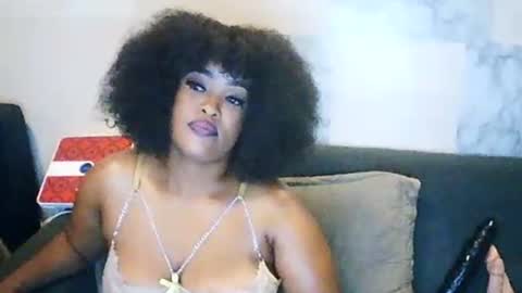 Snapshot of stormie955 chatting on February 12, 2025, 2:14 am stormie955 online show from February 12, 2025, 2:14 am