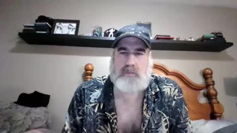 Snapshot of straightbear4you chatting on September 28, 2025, 9:31 pm Straightbear4you online show from September 28, 2025, 9:31 pm