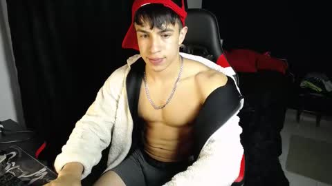 Snapshot of strong_jackxxx chatting on January 4, 2025, 4:44 am Daddy Jack online show from January 4, 2025, 4:44 am