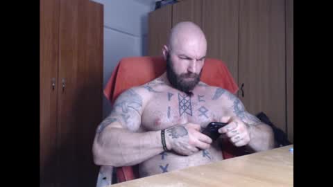 Snapshot of strongivan chatting on December 22, 2024, 6:59 pm StrongIvan online show from December 22, 2024, 6:59 pm