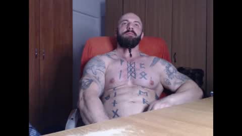 Snapshot of strongivan chatting on January 10, 2025, 6:49 pm StrongIvan online show from January 10, 2025, 6:49 pm