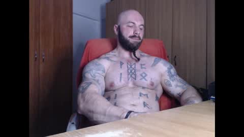 Snapshot of strongivan chatting on January 15, 2025, 7:23 pm StrongIvan online show from January 15, 2025, 7:23 pm