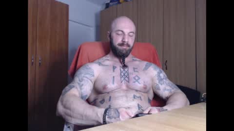 Snapshot of strongivan chatting on January 19, 2025, 7:15 pm StrongIvan online show from January 19, 2025, 7:15 pm