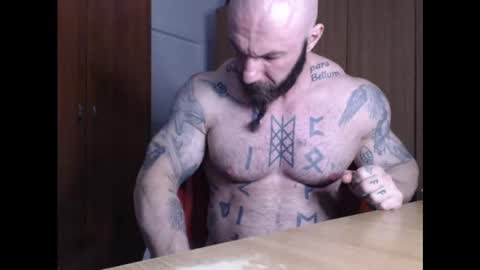 Snapshot of strongivan chatting on January 29, 2025, 7:22 pm StrongIvan online show from January 29, 2025, 7:22 pm