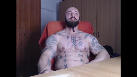 Snapshot of strongivan chatting on February 1, 2025, 5:49 am StrongIvan online show from February 1, 2025, 5:49 am