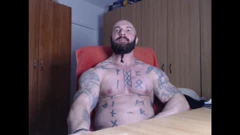 Snapshot of strongivan chatting on February 10, 2025, 7:28 pm StrongIvan online show from February 10, 2025, 7:28 pm