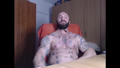 Snapshot of strongivan chatting on February 11, 2025, 7:16 pm StrongIvan online show from February 11, 2025, 7:16 pm