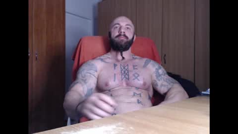 Snapshot of strongivan chatting on February 13, 2025, 5:05 am StrongIvan online show from February 13, 2025, 5:05 am