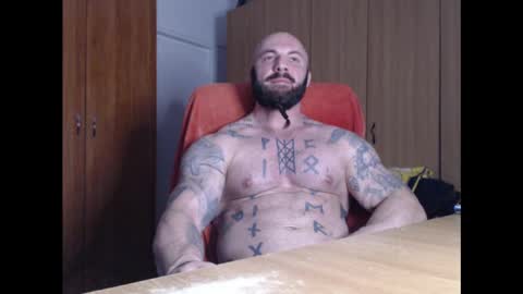 Snapshot of strongivan chatting on February 16, 2025, 7:05 pm StrongIvan online show from February 16, 2025, 7:05 pm