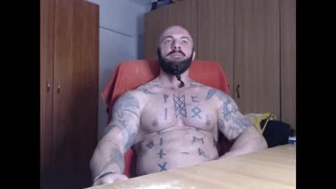 Snapshot of strongivan chatting on February 17, 2025, 6:42 am StrongIvan online show from February 17, 2025, 6:42 am