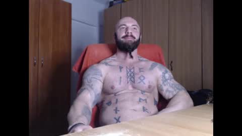 Snapshot of strongivan chatting on February 18, 2025, 5:31 am StrongIvan online show from February 18, 2025, 5:31 am