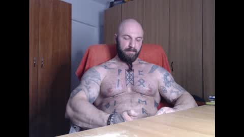 Snapshot of strongivan chatting on March 2, 2025, 7:02 pm StrongIvan online show from March 2, 2025, 7:02 pm