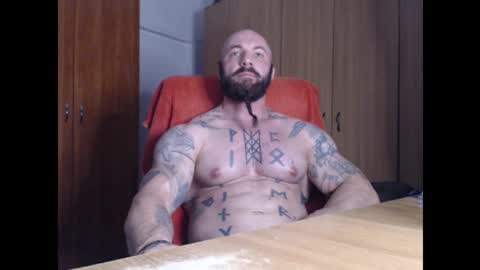 Snapshot of strongivan chatting on September 18, 2025, 6:10 pm StrongIvan online show from September 18, 2025, 6:10 pm