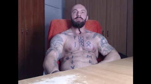 Snapshot of strongivan chatting on October 4, 2025, 5:38 am StrongIvan online show from October 4, 2025, 5:38 am