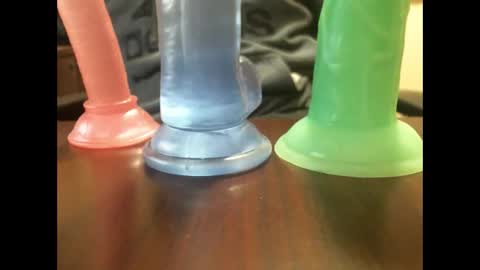 Snapshot of studinto chatting on March 4, 2025, 4:38 am BadBrad online show from March 4, 2025, 4:38 am