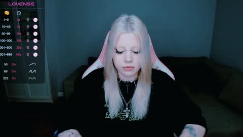 Snapshot of succubus_leslie chatting on December 3, 2024, 12:59 pm succubus_leslie online show from December 3, 2024, 12:59 pm