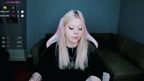 Snapshot of succubus_leslie chatting on December 24, 2024, 12:22 pm succubus_leslie online show from December 24, 2024, 12:22 pm