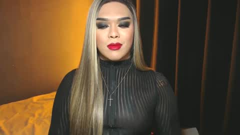 Snapshot of suckablecockoffreya chatting on January 12, 2025, 3:25 pm JADE ELYSE online show from January 12, 2025, 3:25 pm