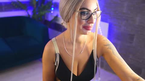 Sugar online show from October 13, 2025, 11:43 am