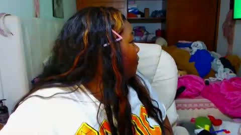 Snapshot of suggarbaby1 chatting on February 9, 2025, 5:19 am Cami Back in 2 hours online show from February 9, 2025, 5:19 am