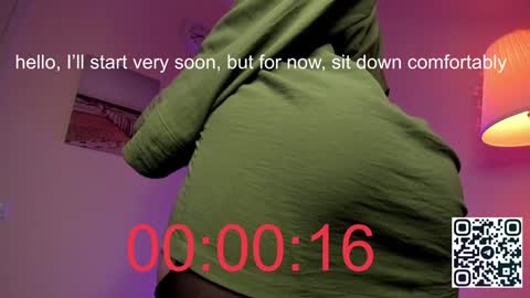 Snapshot of suk_ki chatting on December 16, 2024, 1:10 am Lika ginger  Jessy blond   online show from December 16, 2024, 1:10 am