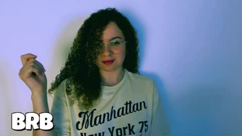 Snapshot of sultrysecrets_ chatting on October 1, 2025, 6:58 pm Ann online show from October 1, 2025, 6:58 pm