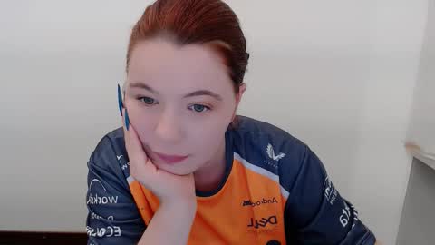 Snapshot of sun_lovely chatting on September 30, 2025, 2:55 pm Alexi online show from September 30, 2025, 2:55 pm