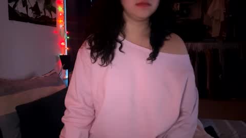 Snapshot of sunflowerxo chatting on January 24, 2025, 2:41 pm Sofie online show from January 24, 2025, 2:41 pm