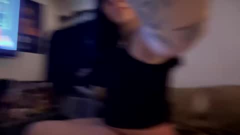 Snapshot of sunflowerxo chatting on September 26, 2025, 5:44 am Sofie online show from September 26, 2025, 5:44 am