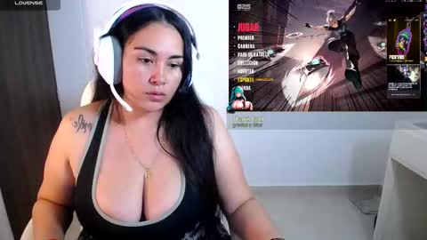 Snapshot of sunny_gamer chatting on November 17, 2025, 5:13 am Sunny online show from November 17, 2025, 5:13 am