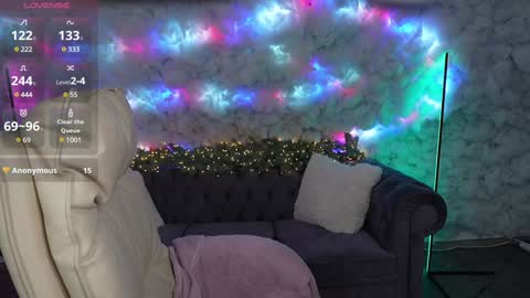 S U N N Y online show from December 11, 2024, 3:05 pm