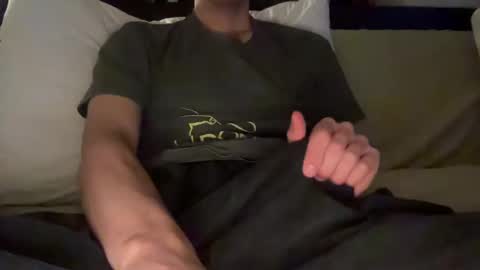 Snapshot of sunrough chatting on December 28, 2024, 7:54 pm Sunrough online show from December 28, 2024, 7:54 pm