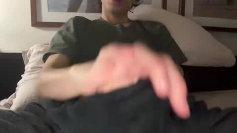 Snapshot of sunrough chatting on December 28, 2024, 10:55 pm Sunrough online show from December 28, 2024, 10:55 pm