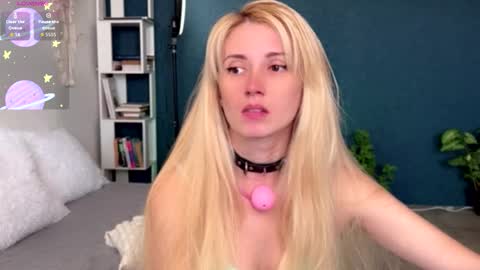 Snapshot of super_peach_stream chatting on September 11, 2025, 9:42 am ANNApvt open full info in bio online show from September 11, 2025, 9:42 am