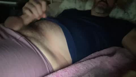 Snapshot of surfguy82 chatting on November 13, 2025, 4:22 am SurfGuy82 online show from November 13, 2025, 4:22 am