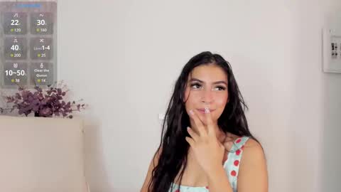 Snapshot of susana__sanchez chatting on February 22, 2025, 1:57 pm  SUSANA  online show from February 22, 2025, 1:57 pm