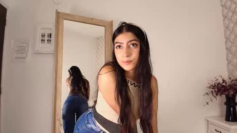 Snapshot of susana__sanchez chatting on September 16, 2025, 11:22 am  SUSANA  online show from September 16, 2025, 11:22 am