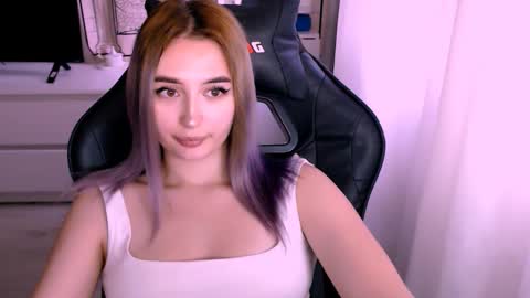 Snapshot of sweeet_baby0 chatting on October 9, 2025, 8:12 am Kate online show from October 9, 2025, 8:12 am